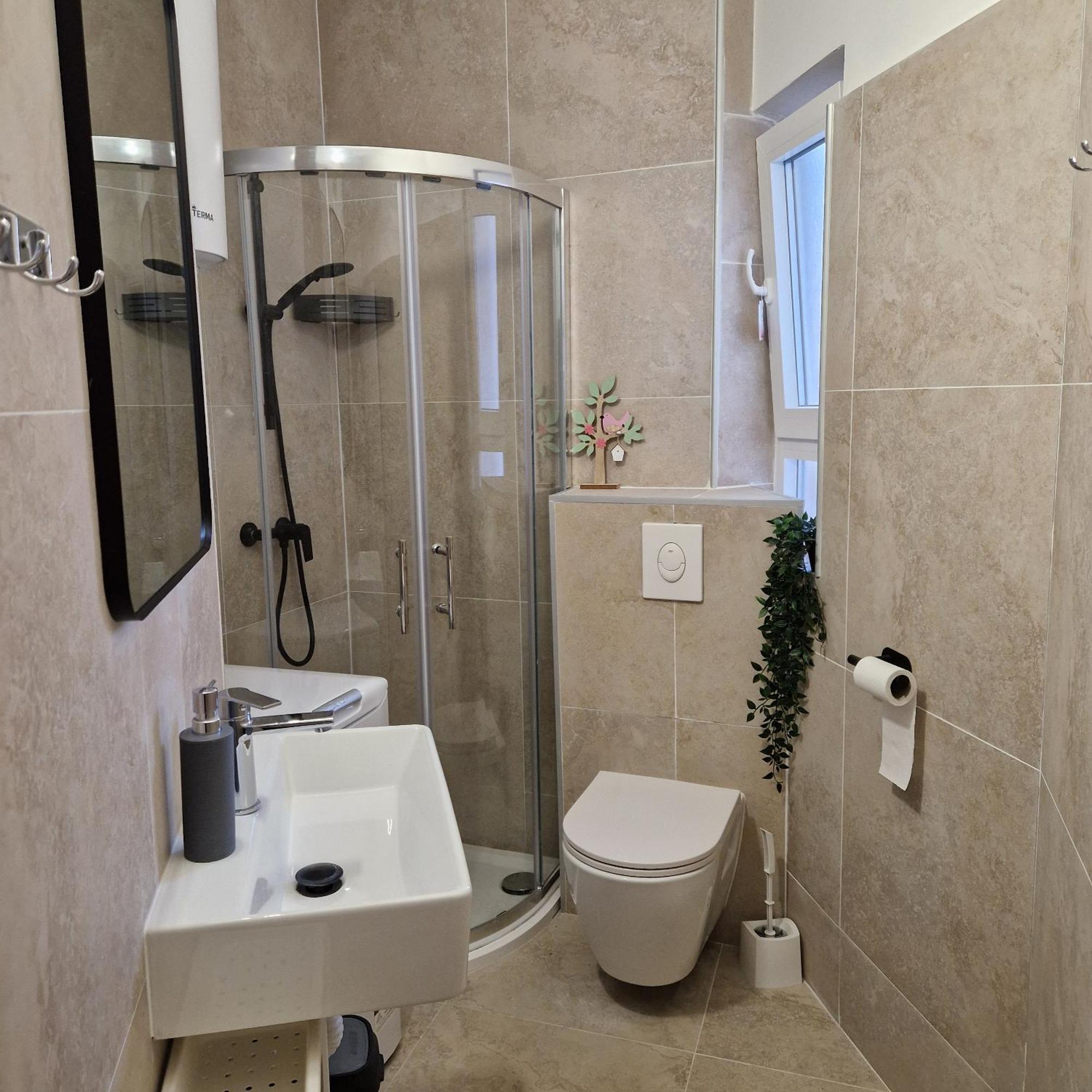 Apartman Iva โนวาลยา ภายนอก รูปภาพ